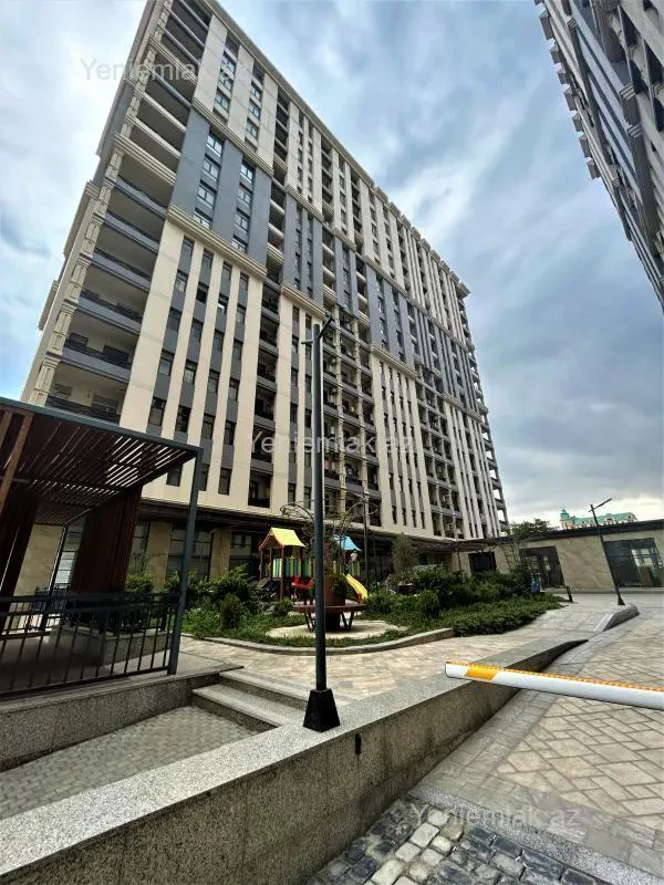 Satılır 3 otaqlı yeni tikili 115 m²