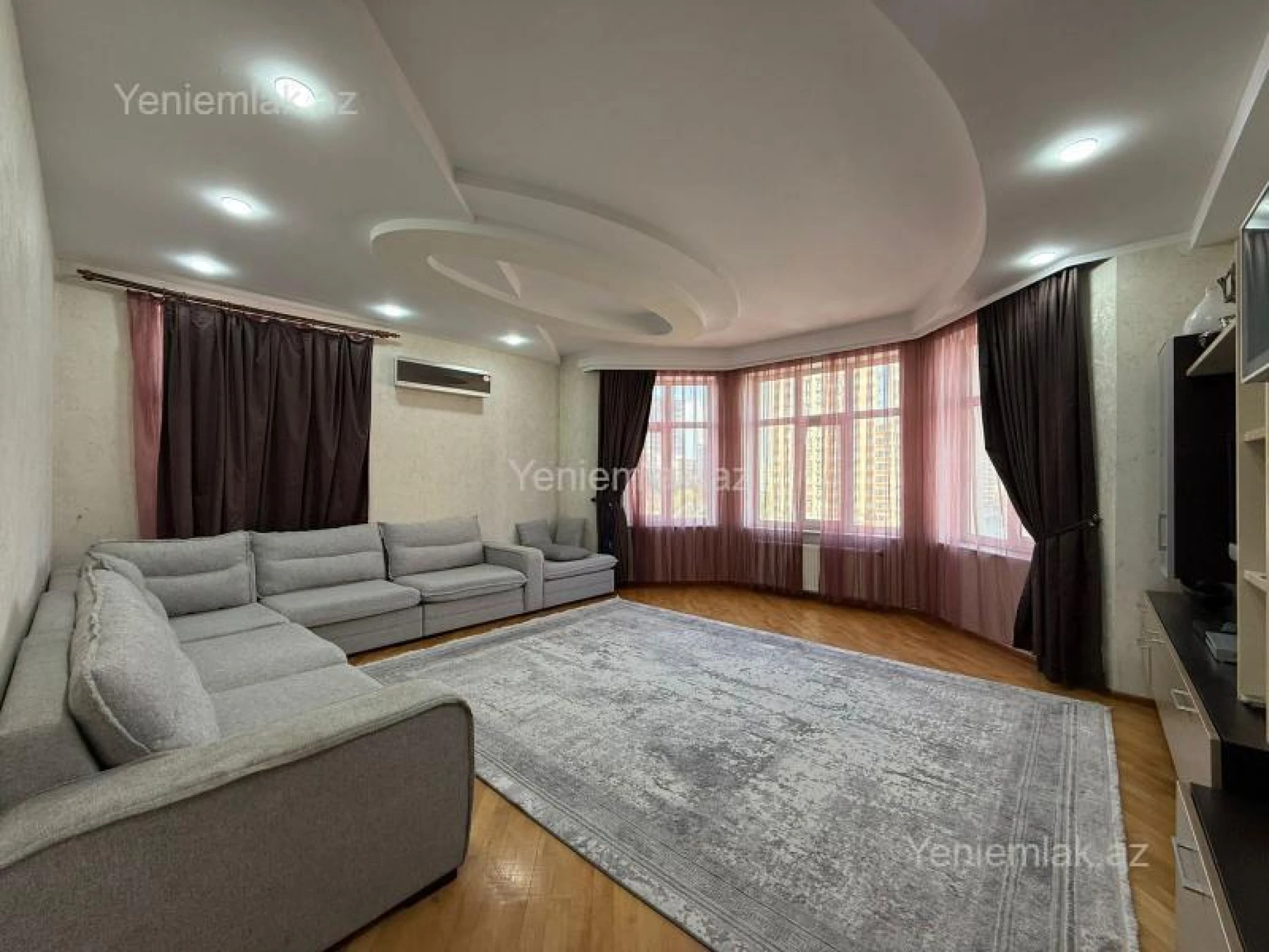 Satılır 2 otaqlı yeni tikili 110 m²