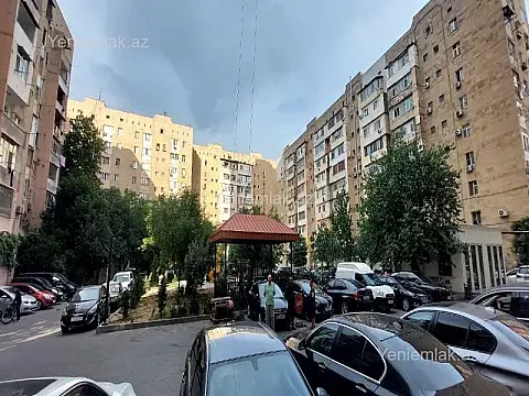Satılır 3 otaqlı köhnə tikili 85 m² — Bakı, Yasamal 3 otaq 85.00 m²