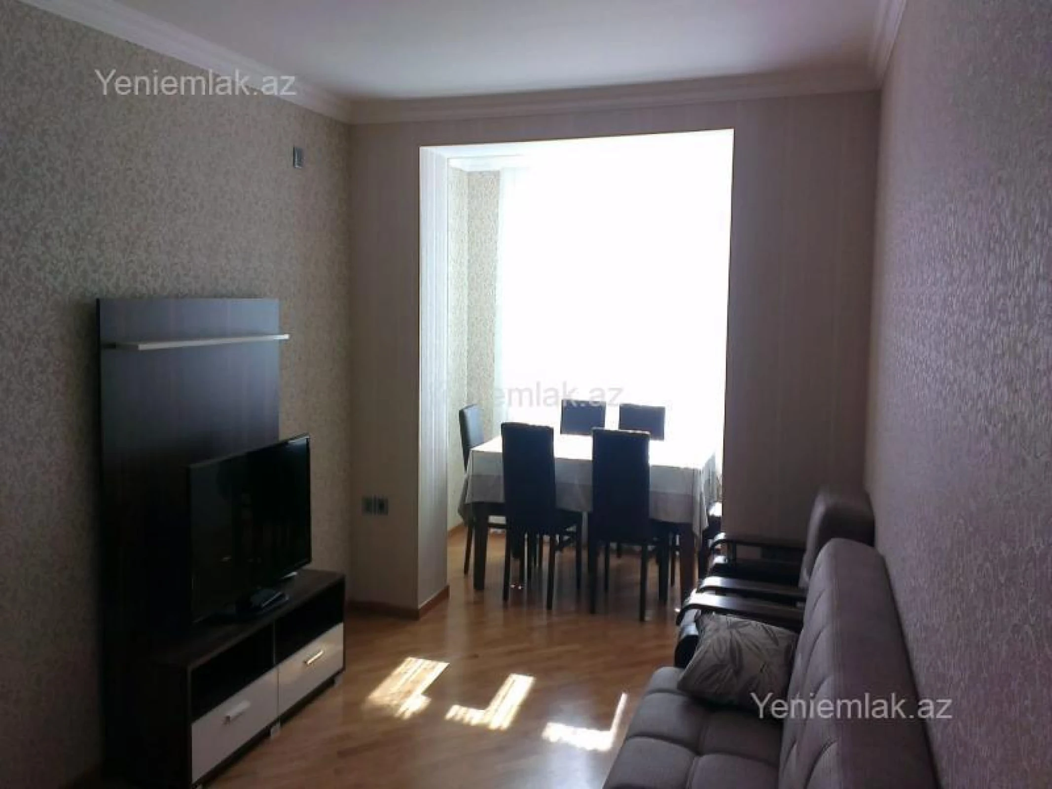 Satılır 3 otaqlı köhnə tikili 80 m²