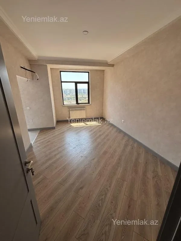 Satılır 2 otaqlı yeni tikili 81 m²