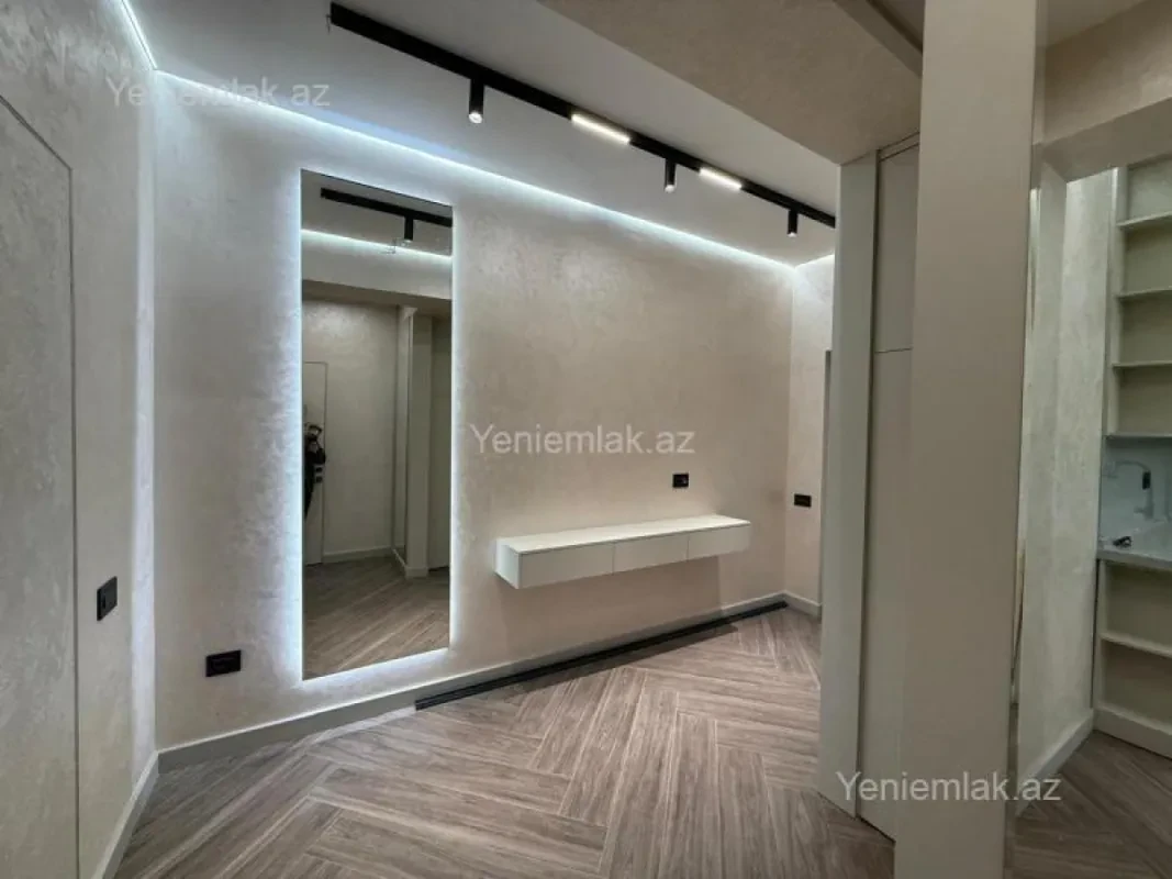 Satılır 2 otaqlı yeni tikili 70 m²