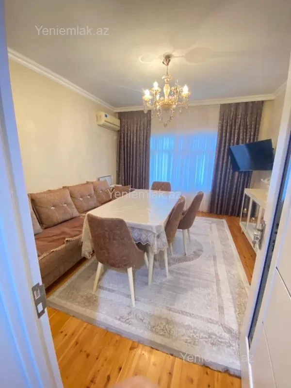 Satılır 3 otaqlı köhnə tikili 61 m²