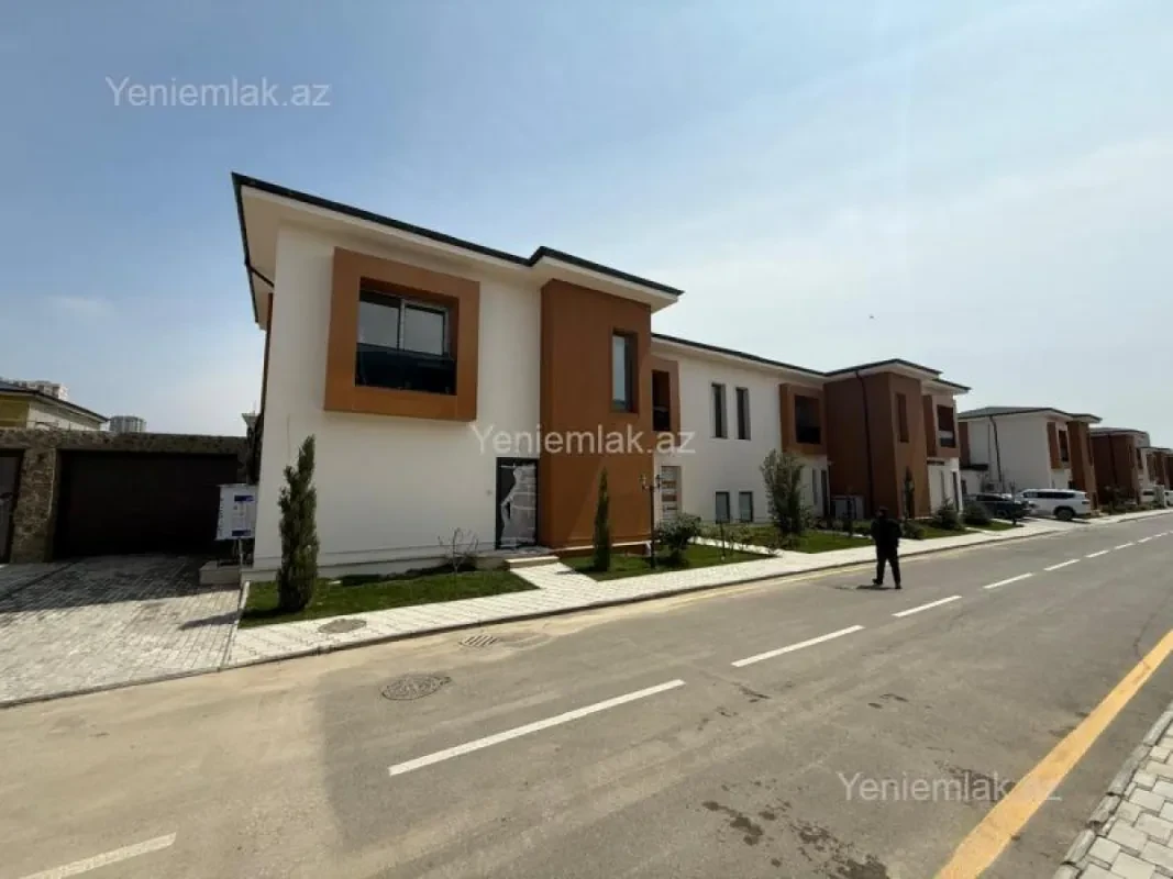 Satılır 5 otaqlı həyət evi 150 m²