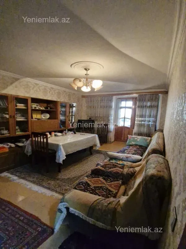 Satılır 2 otaqlı köhnə tikili 48 m²
