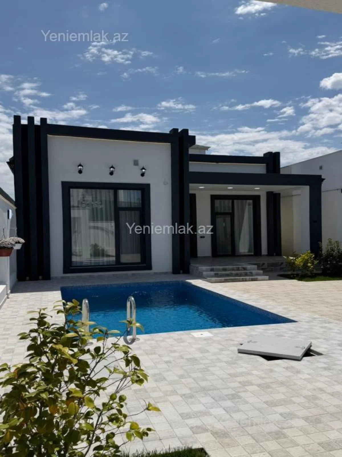 Satılır 4 otaqlı həyət evi 140 m²