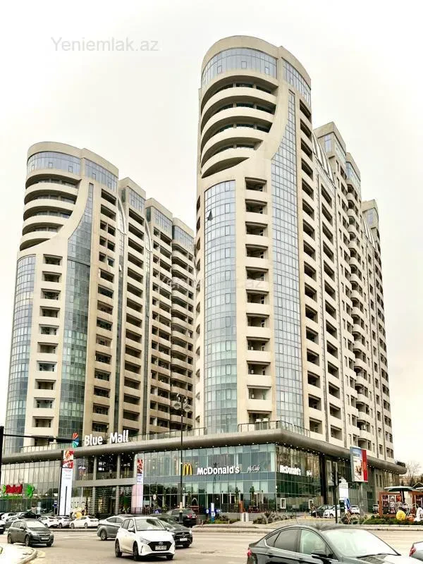 Satılır 3 otaqlı yeni tikili 125 m²