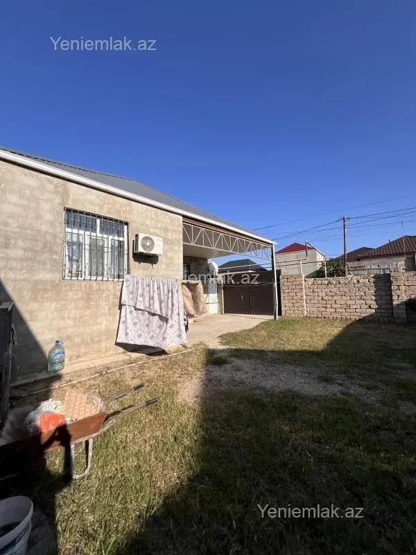 Satılır 4 otaqlı həyət evi 120 m²