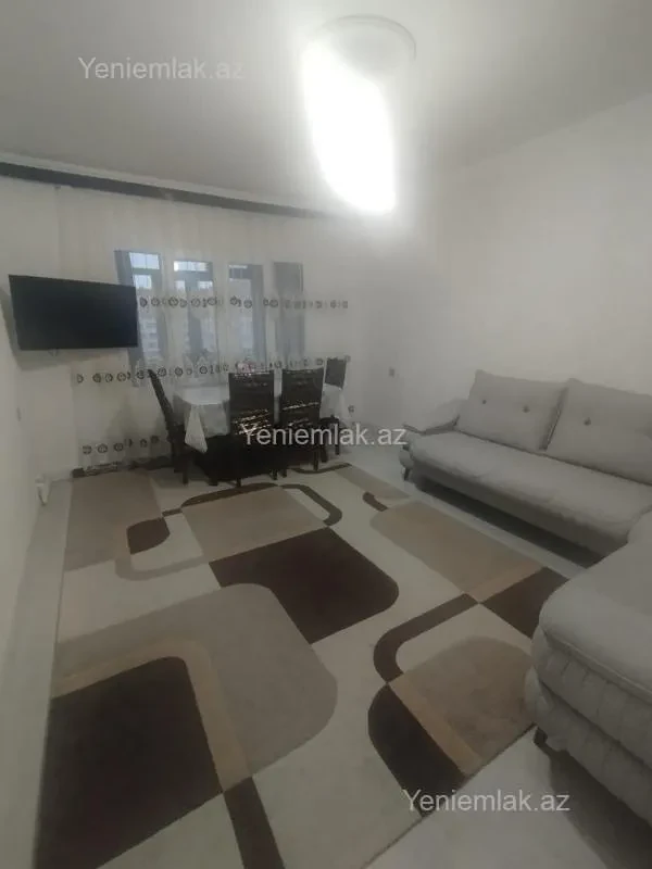Satılır 3 otaqlı köhnə tikili 74 m²