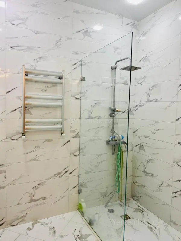 Satılır 3 otaqlı yeni tikili 117 m²