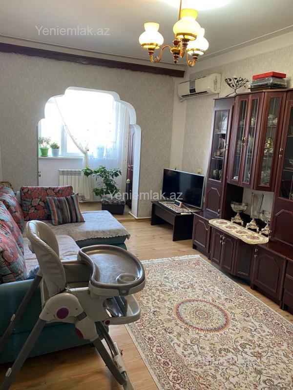 Satılır 3 otaqlı köhnə tikili 90 m² — Bakı, Binəqədi 3 otaq 90.00 m²