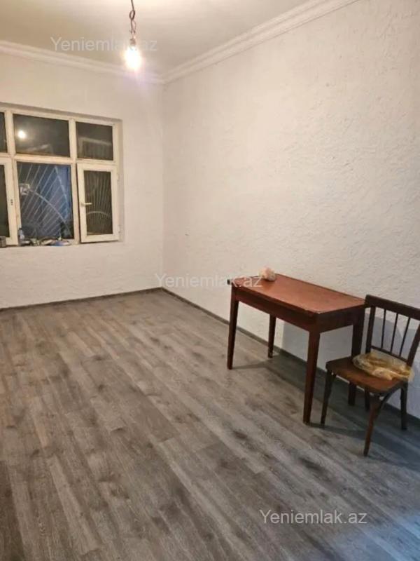Satılır 3 otaqlı köhnə tikili 60 m² — Bakı, Binəqədi 3 otaq 60.00 m²
