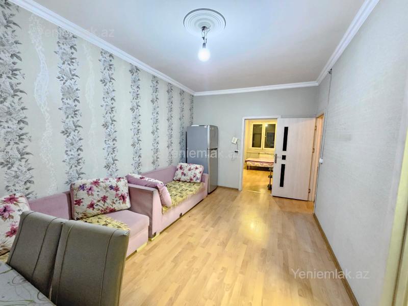 Satılır 3 otaqlı köhnə tikili 80 m² — Bakı, Binəqədi 3 otaq 80.00 m²