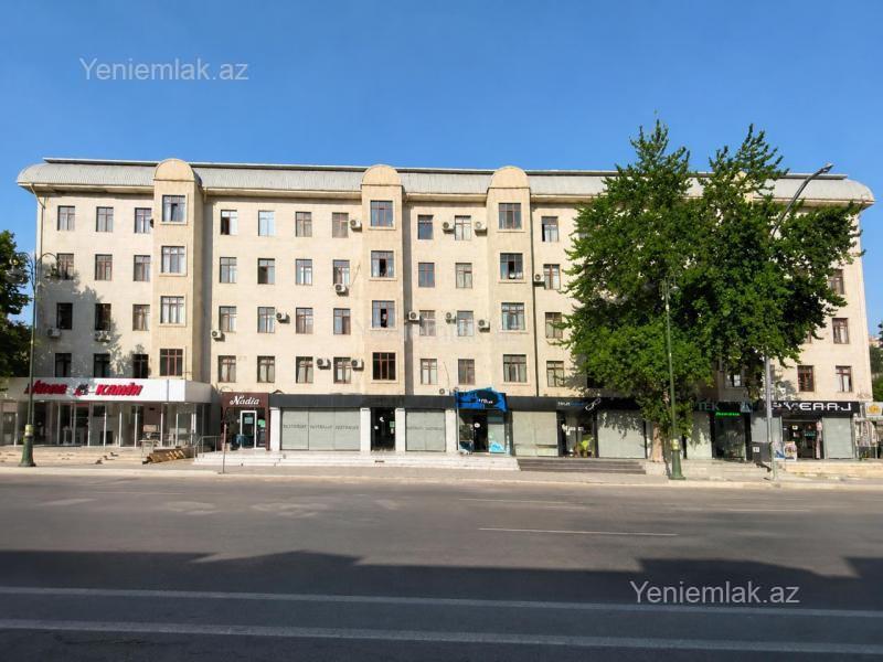 Satılır 1 otaqlı köhnə tikili 40 m² — Bakı, Nərimanov 1 otaq 40.00 m²