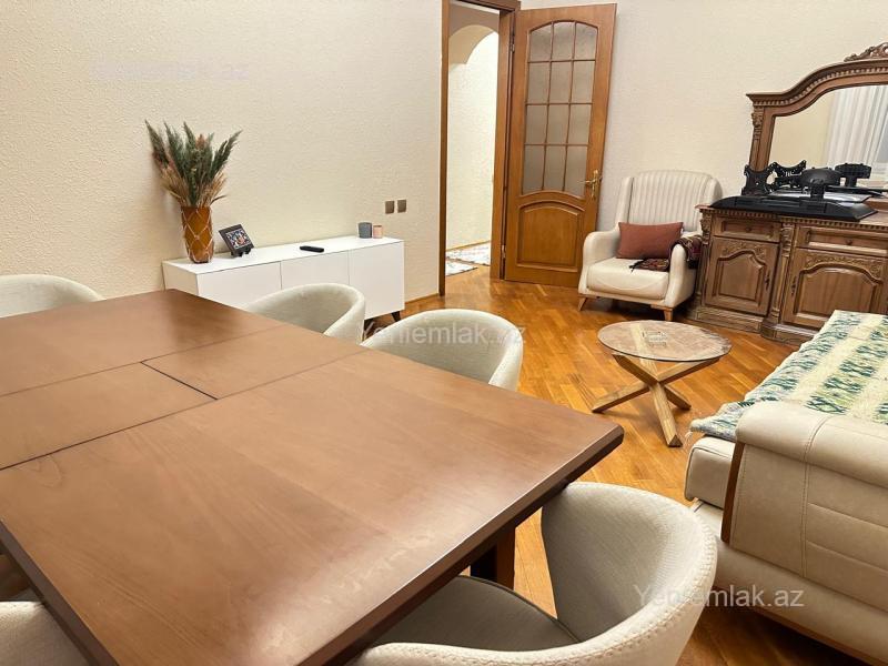 Satılır 3 otaqlı köhnə tikili 85 m² — Bakı, Nəsimi 3 otaq 85.00 m²