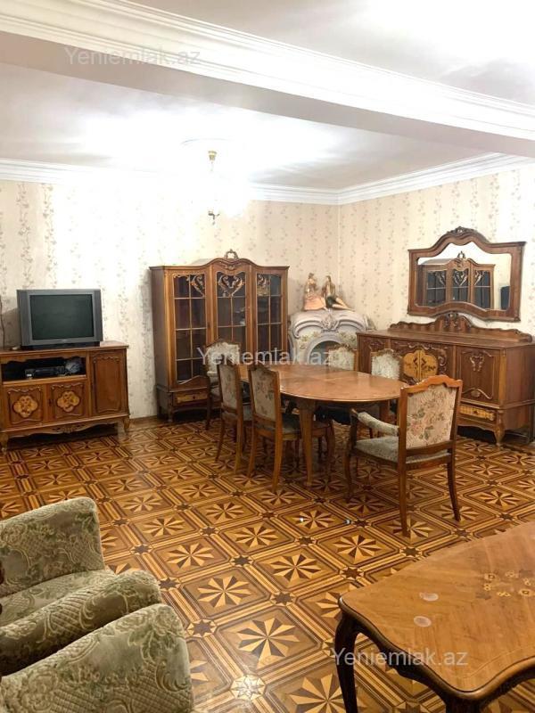 Satılır 4 otaqlı köhnə tikili 150 m² — Bakı, Binəqədi 4 otaq 150.00 m²