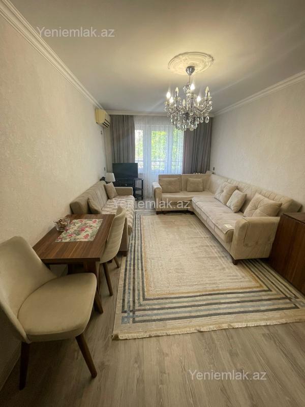 Satılır 1 otaqlı köhnə tikili 32 m² — Sumqayıt, 4-cü mikrorayon 1 otaq 32.00 m²
