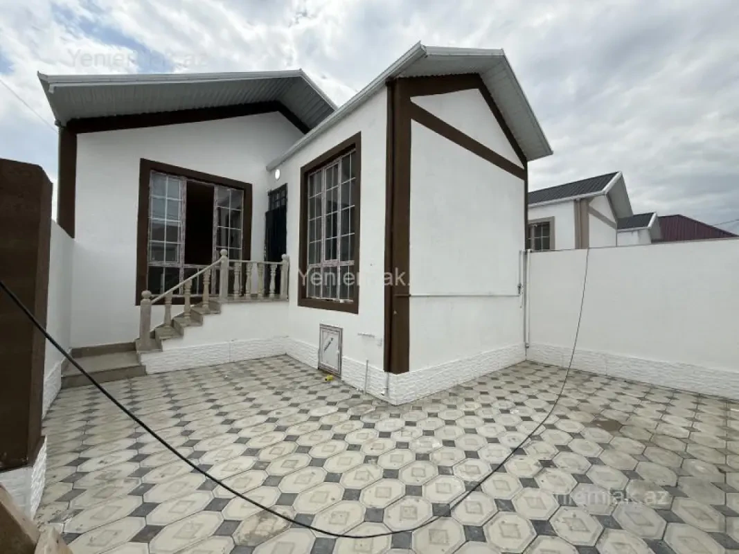 Satılır 2 otaqlı həyət evi 50 m²