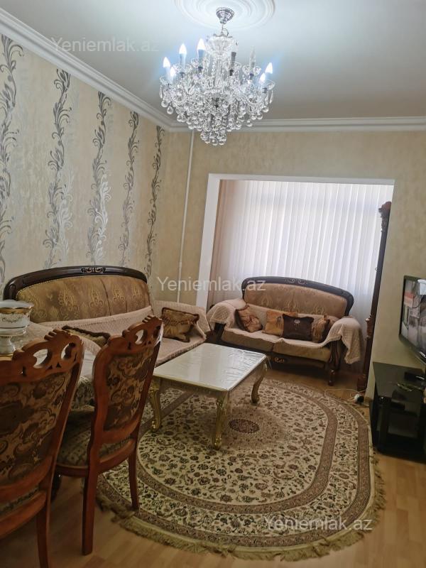 Satılır 3 otaqlı köhnə tikili 85 m² — Bakı, Binəqədi 3 otaq 85.00 m²