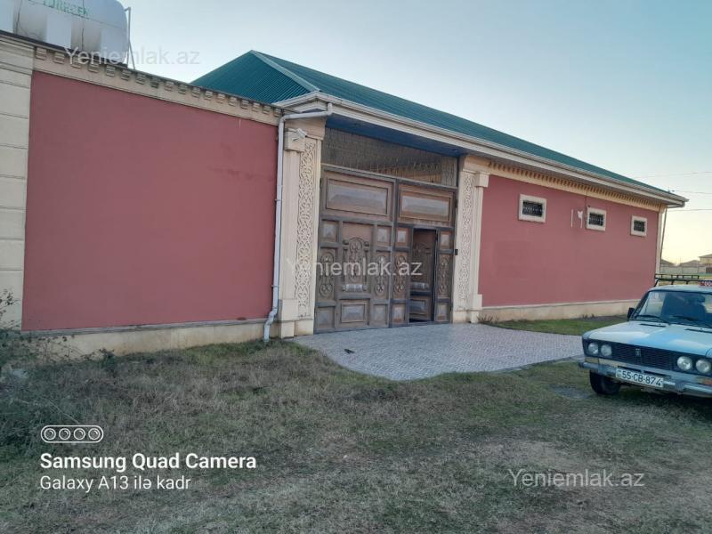 Satılır 4 otaqlı həyət evi 100 m² — Şəki 4 otaq 100.00 m²