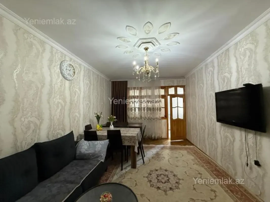 Satılır 3 otaqlı köhnə tikili 70 m²