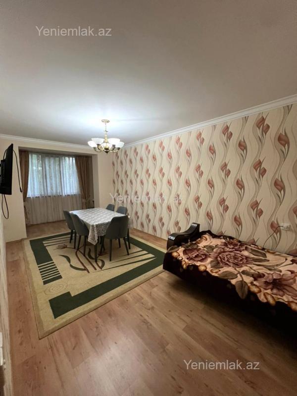 Satılır 4 otaqlı köhnə tikili 110 m² — Bakı, Binəqədi 4 otaq 110.00 m²