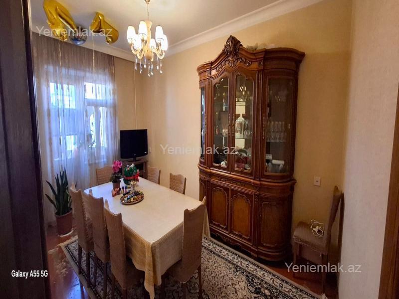 Satılır 4 otaqlı köhnə tikili 110 m² — Bakı, Binəqədi 4 otaq 110.00 m²