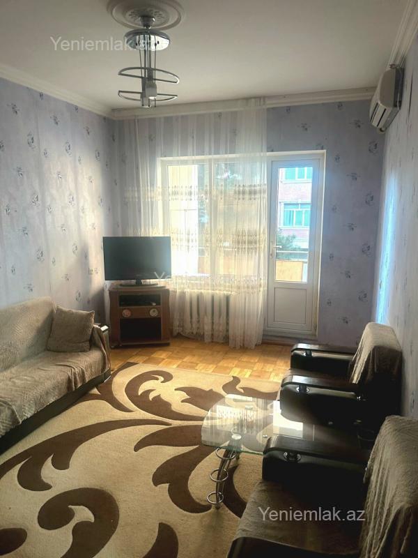Satılır 4 otaqlı köhnə tikili 110 m² — Bakı, Nizami 4 otaq 110.00 m²