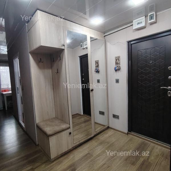 Satılır 3 otaqlı köhnə tikili 70 m² — Bakı, Nizami 3 otaq 70.00 m²