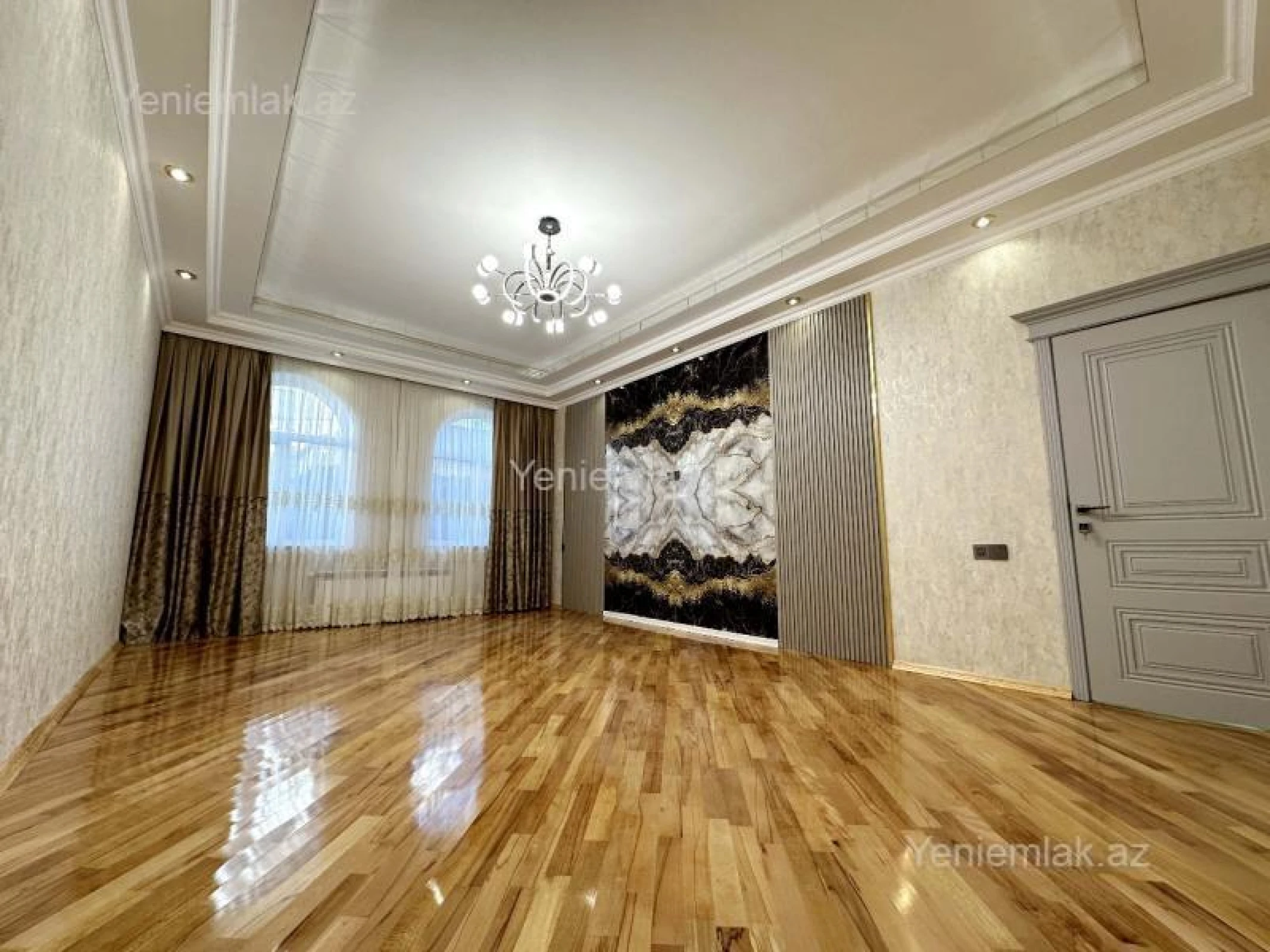 Satılır 4 otaqlı həyət evi 170 m²
