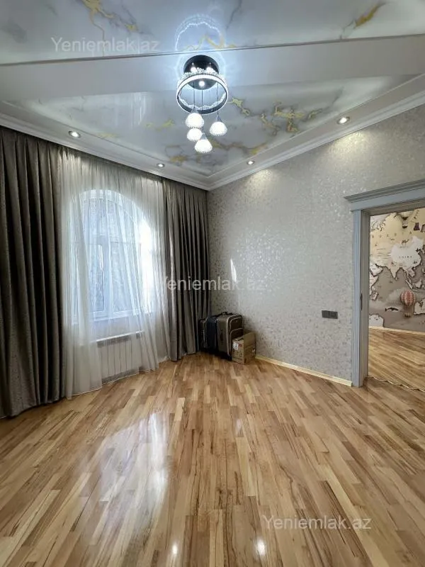 Satılır 4 otaqlı həyət evi 170 m²