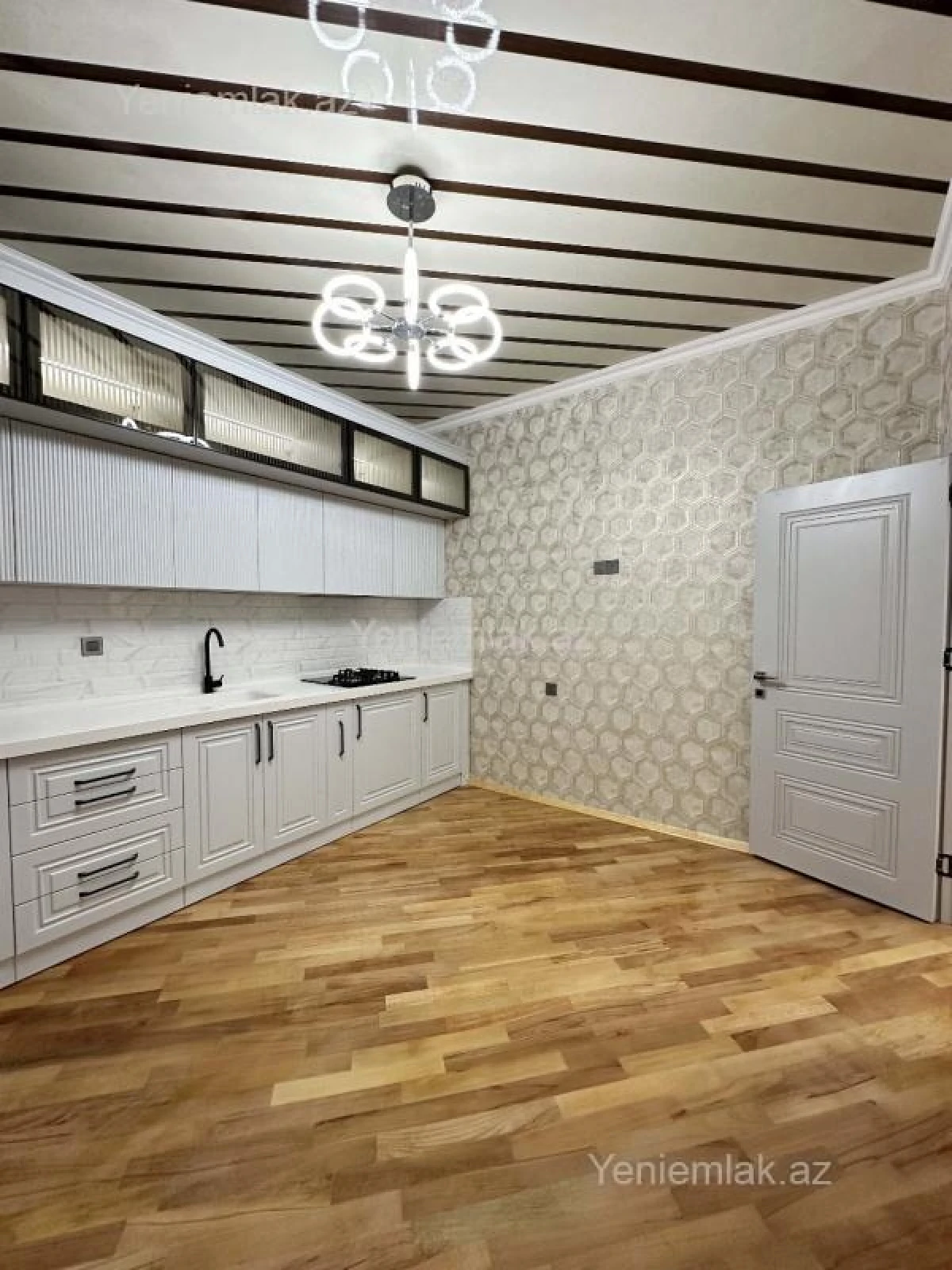 Satılır 4 otaqlı həyət evi 170 m²