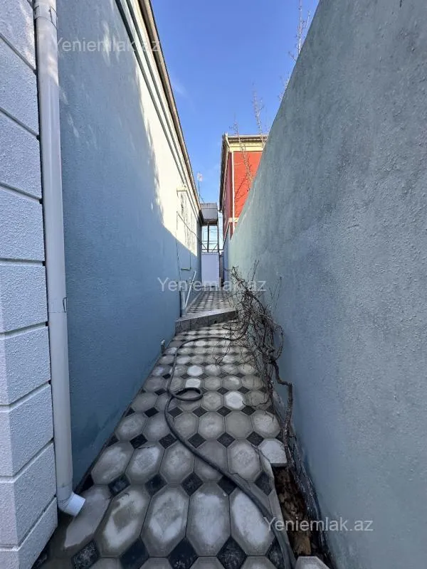 Satılır 4 otaqlı həyət evi 170 m²