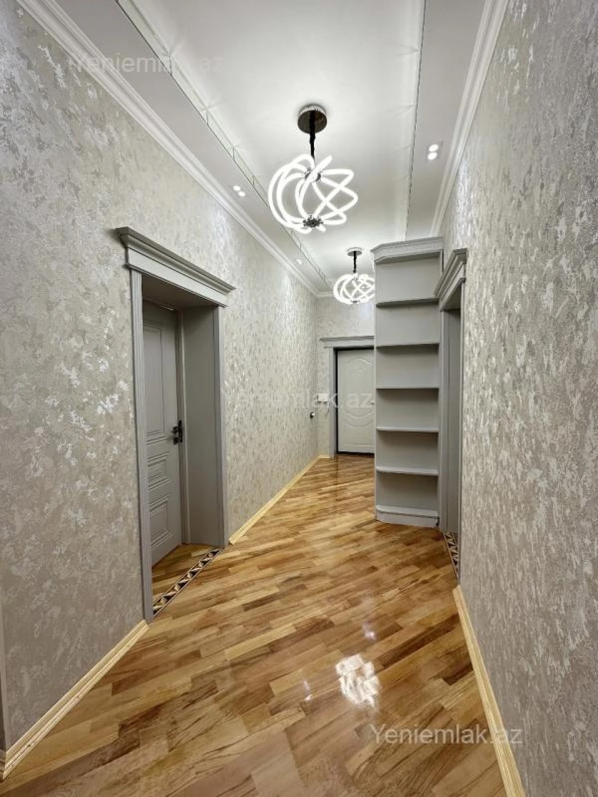 Satılır 4 otaqlı həyət evi 170 m²