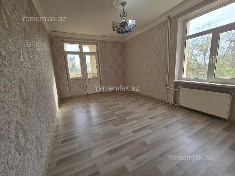 Satılır 1 otaqlı köhnə tikili 33 m² — Sumqayıt, 3-cü mikrorayon 1 otaq 33.00 m²