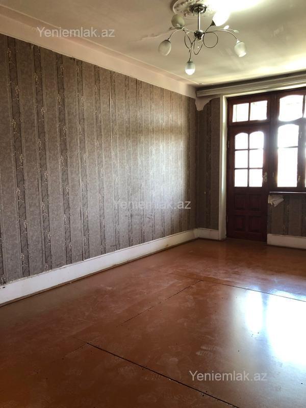 Satılır 3 otaqlı köhnə tikili 75 m² — Bakı, Xəzər 3 otaq 75.00 m²