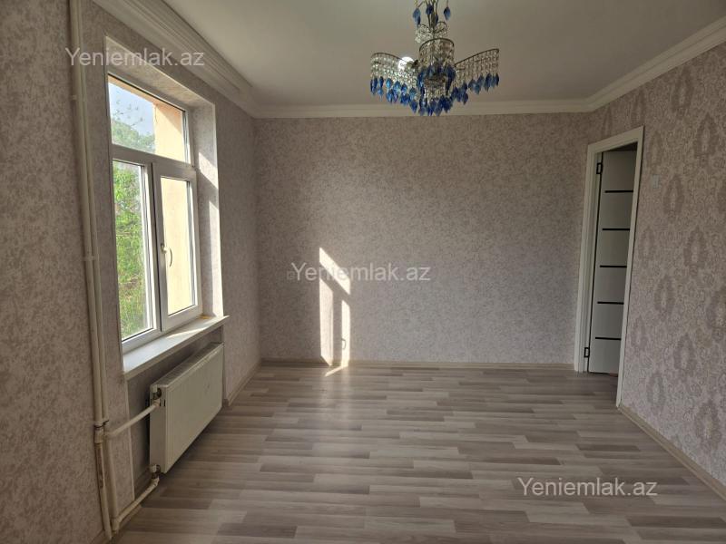 Satılır 1 otaqlı köhnə tikili 31 m² — Sumqayıt, 3-cü mikrorayon 1 otaq 31.00 m²