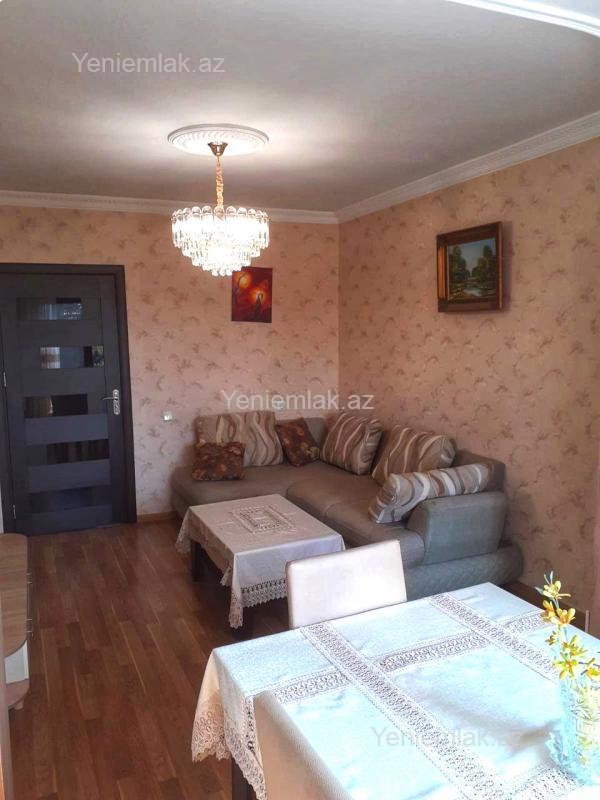 Satılır 3 otaqlı köhnə tikili 90 m² — Bakı, Binəqədi 3 otaq 90.00 m²