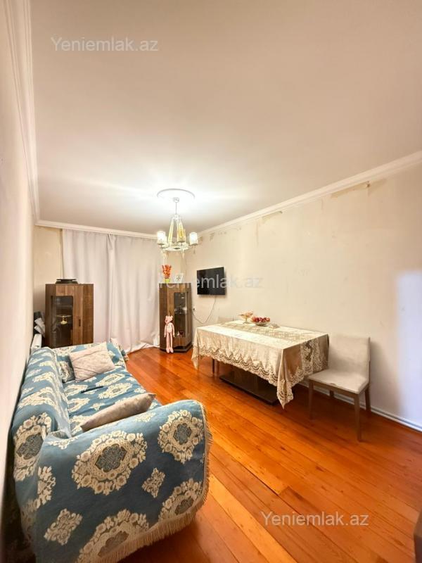 Satılır 3 otaqlı köhnə tikili 90 m² — Bakı, Binəqədi 3 otaq 90.00 m²