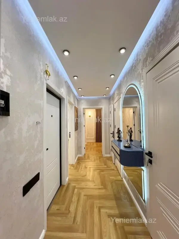 Satılır 3 otaqlı köhnə tikili 60 m²