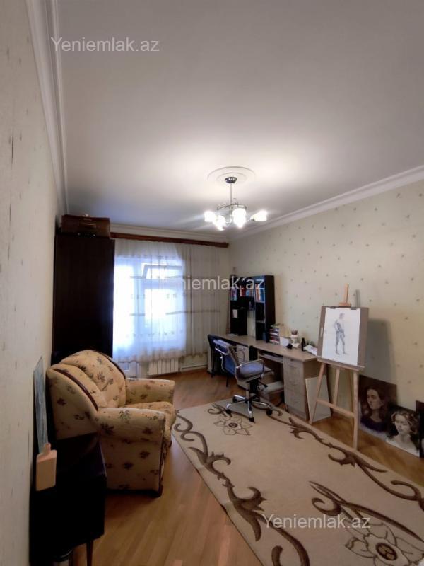 Satılır 4 otaqlı köhnə tikili 110 m² — Bakı, Xətai 4 otaq 110.00 m²