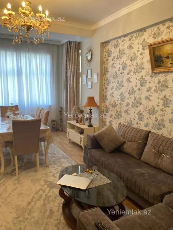 Satılır 2 otaqlı yeni tikili 80 m²