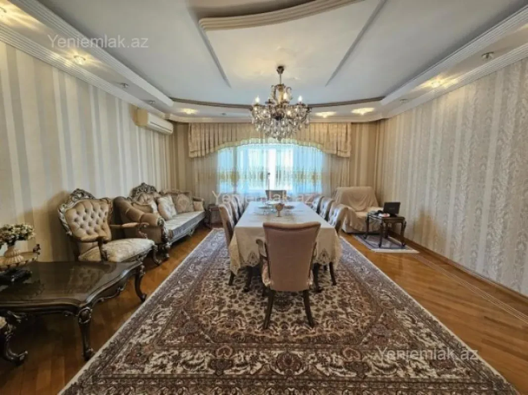 Satılır 3 otaqlı yeni tikili 140 m²