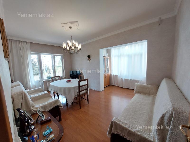 Satılır 3 otaqlı köhnə tikili 85 m² — Bakı, Binəqədi 3 otaq 85.00 m²