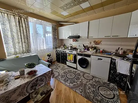 Satılır 2 otaqlı köhnə tikili 70 m² — Bakı, Binəqədi 2 otaq 70.00 m²