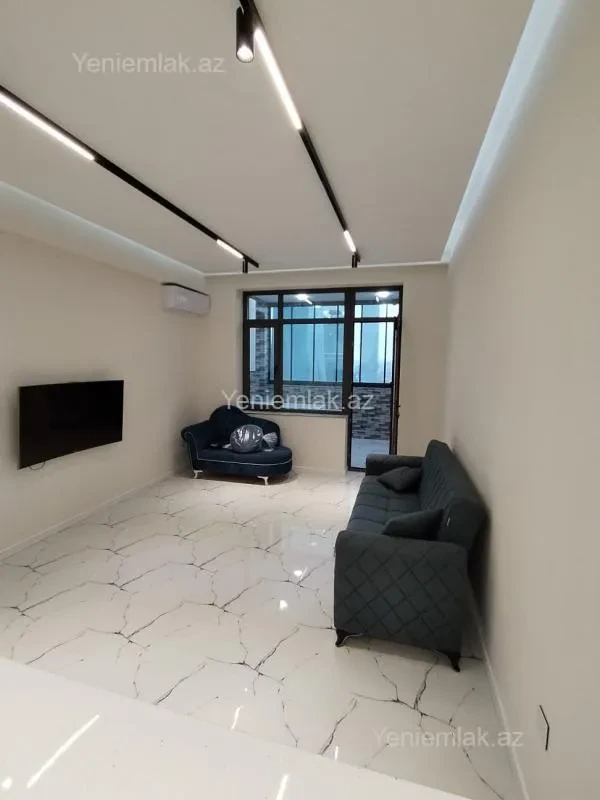Satılır 2 otaqlı yeni tikili 95 m²