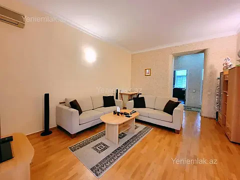 Satılır 2 otaqlı köhnə tikili 65.5 m² — Bakı, Səbail 2 otaq 65.50 m²