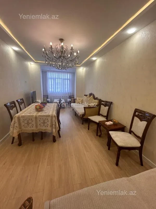 Satılır 3 otaqlı köhnə tikili 89 m²