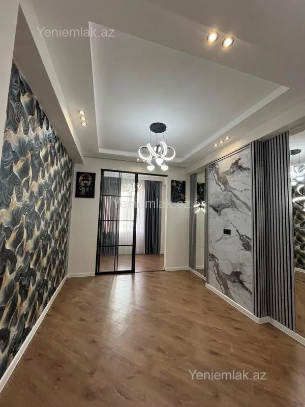 Satılır 3 otaqlı yeni tikili 74 m²
