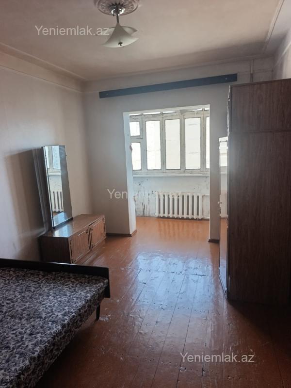 Satılır 3 otaqlı köhnə tikili 55 m²